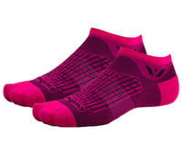 Swiftwick Aspire Zero Socks (Bolt Fuchsia/Black)