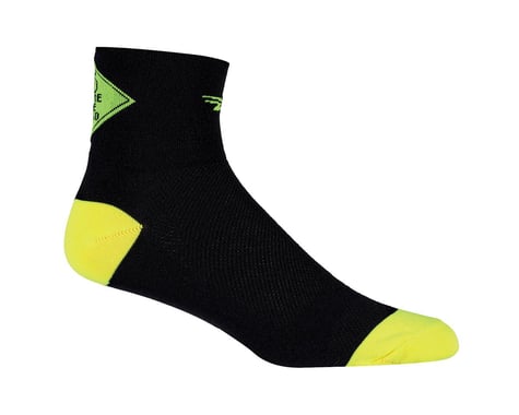 DeFeet Share the Road AirEator Socks (Black/Neon Green)